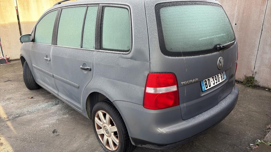 Image Feu arriere principal droit (feux) - VOLKSWAGEN TOURAN 1