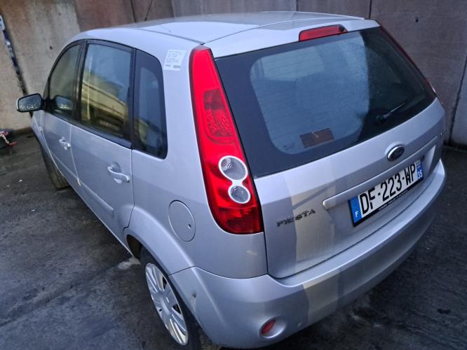 Image Plage arriere - FORD FIESTA 5