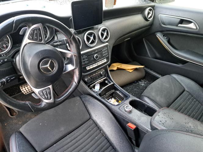Image Volant - MERCEDES CLASSE A 176