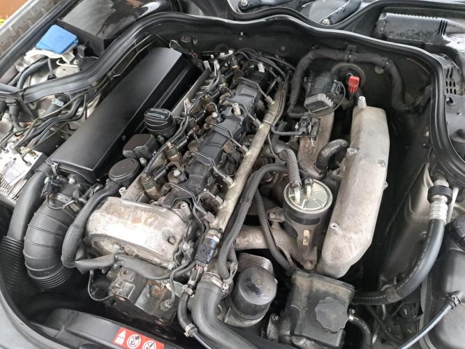 Image Capot - MERCEDES CLASSE E 211