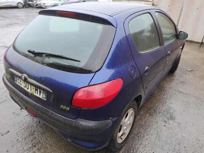 Image Pare choc avant - PEUGEOT 206