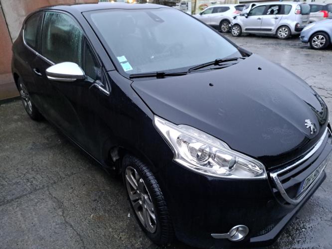 Image Ecran GPS - PEUGEOT 208 1
