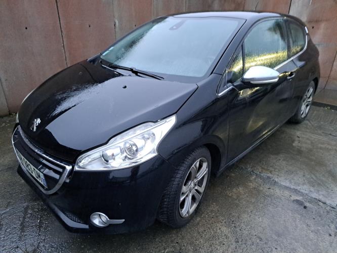 Image Ecran GPS - PEUGEOT 208 1