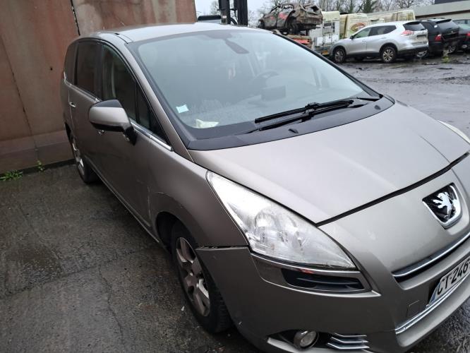 Image Pare choc arriere - PEUGEOT 5008 1