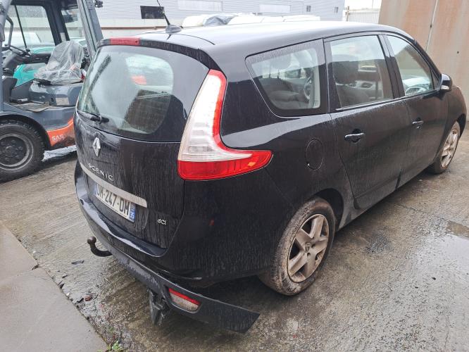 Image Feu arriere principal droit (feux) - RENAULT GRAND SCENIC 3