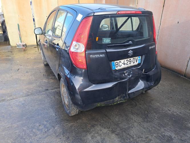 Image Feu arriere principal droit (feux) - SUZUKI SPLASH