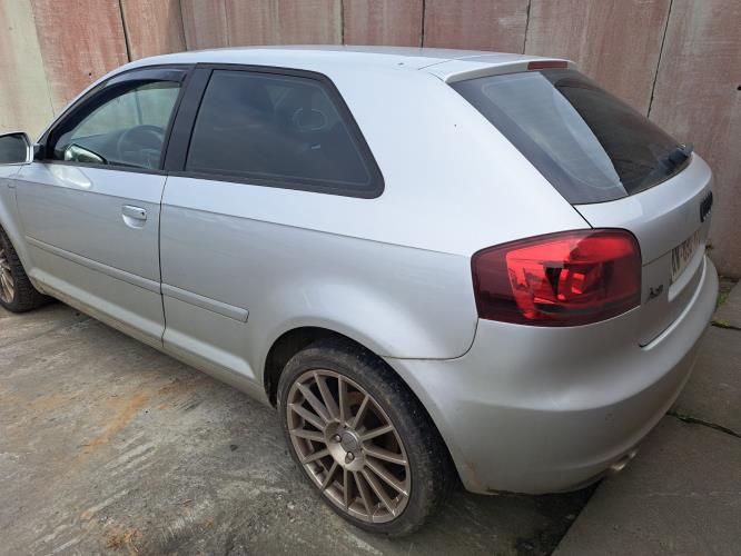 Image Porte avant droit - AUDI A3 2