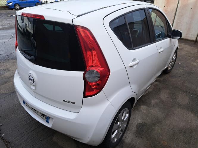 Image Plage arriere - OPEL AGILA B