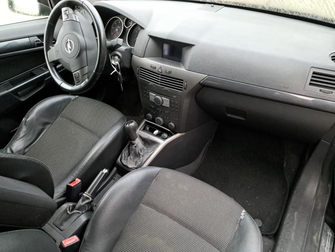 Image Porte avant gauche - OPEL ASTRA H
