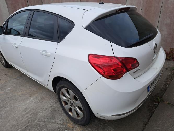 Image Retroviseur droit - OPEL ASTRA J