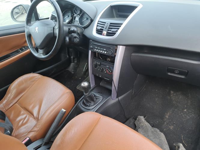 Image Pare choc avant - PEUGEOT 207