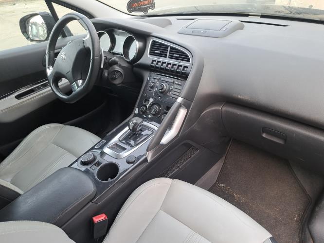 Image Attelage (boule de remorquage) - PEUGEOT 3008 1