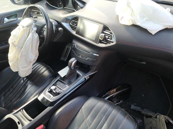 Image Anti brouillard droit (feux) - PEUGEOT 308 2