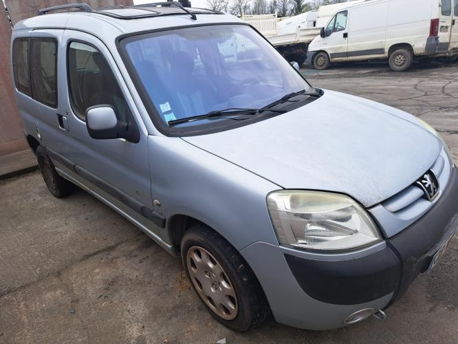 Image Pare choc avant - PEUGEOT PARTNER 1