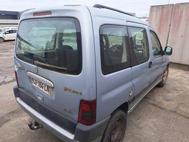 Image Pare choc avant - PEUGEOT PARTNER 1