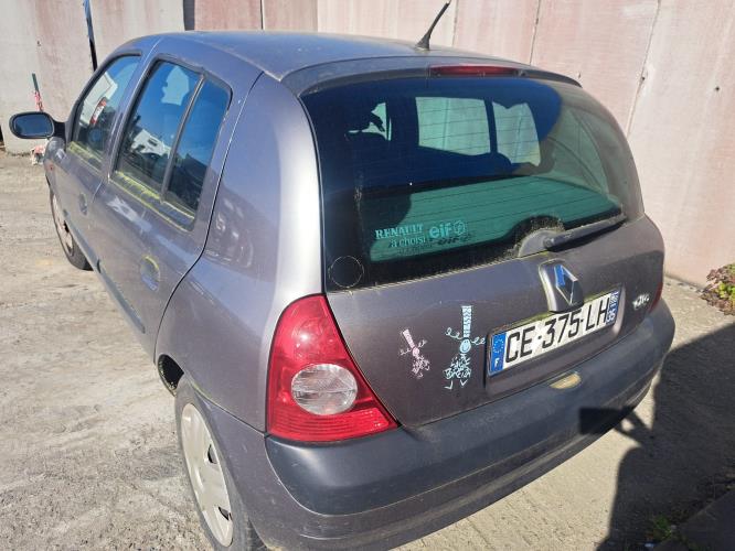 Image Pare choc avant - RENAULT CLIO 2