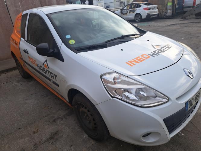 Image Aile avant droit - RENAULT CLIO 3