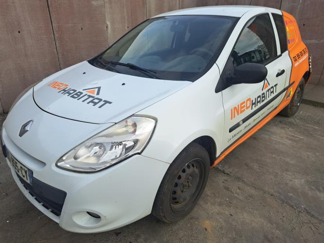 Image Aile avant droit - RENAULT CLIO 3