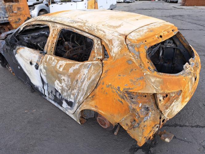 Image Baguette de porte avant droite - RENAULT CLIO 5