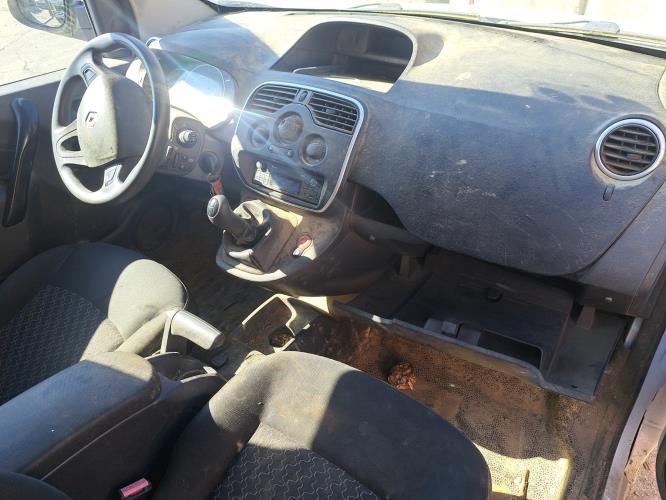 Image Feu arriere principal gauche (feux) - RENAULT KANGOO 2