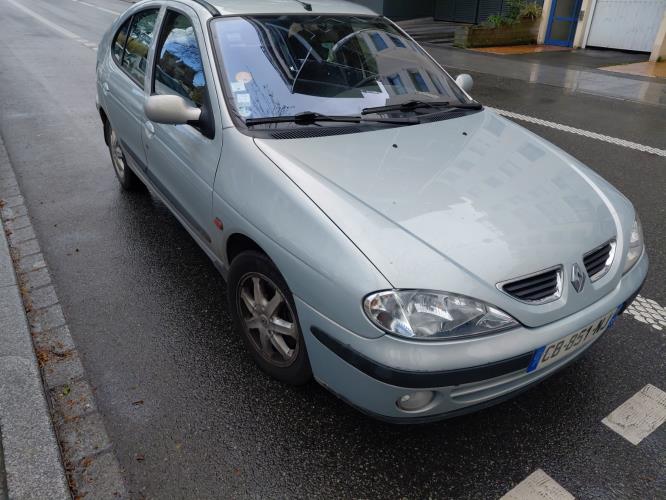 Image Porte avant droit - RENAULT MEGANE 1