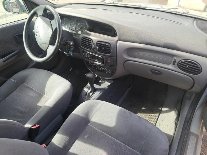 Image Porte avant droit - RENAULT MEGANE 1