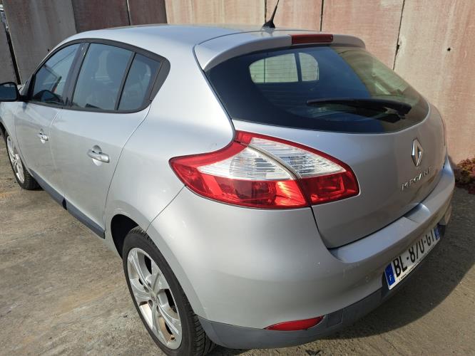 Image Feu arriere principal droit (feux) - RENAULT MEGANE 3