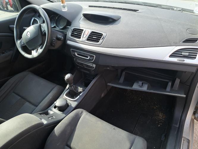 Image Feu arriere principal droit (feux) - RENAULT MEGANE 3