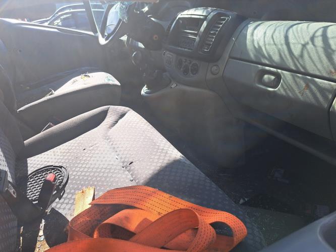 Image Capot - RENAULT TRAFIC 2