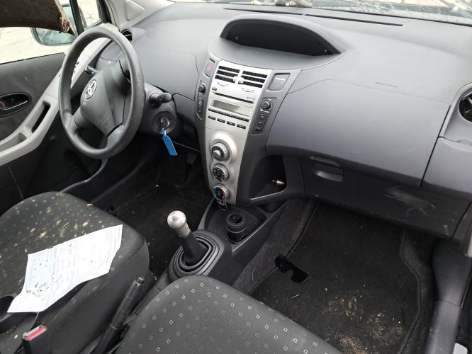 Image Moteur - TOYOTA YARIS 2