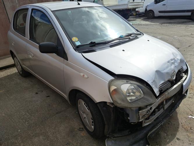 Image Porte avant droit - TOYOTA YARIS 1