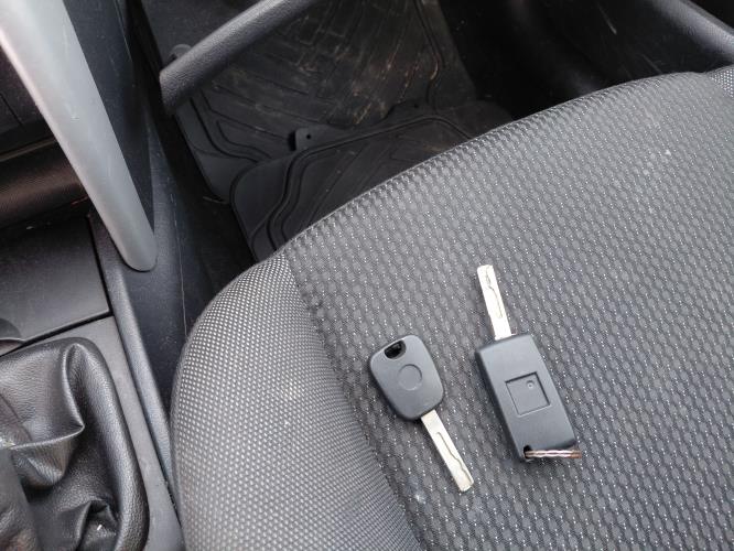 Image Renfort pare choc avant (traverse) - PEUGEOT 207