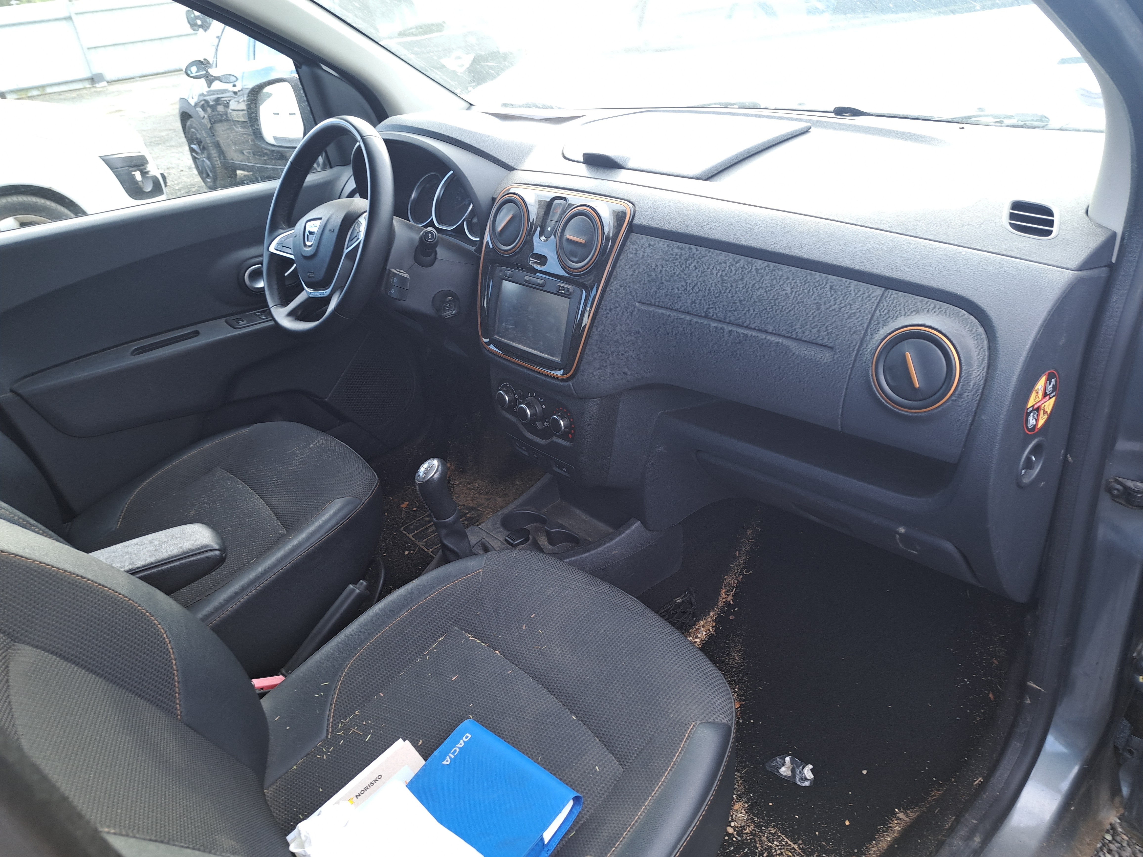 Pièce Auto
