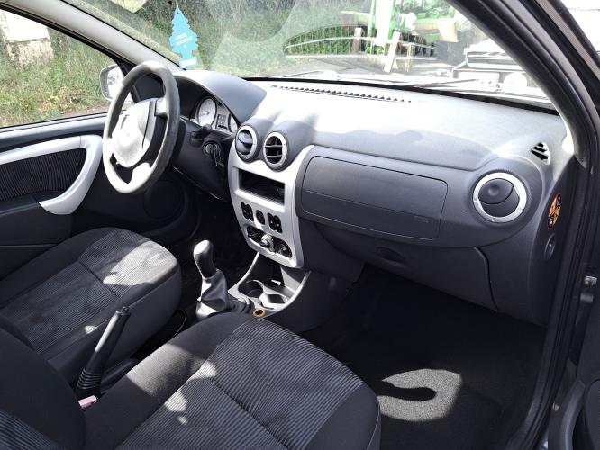 Image Porte avant gauche - DACIA SANDERO 1