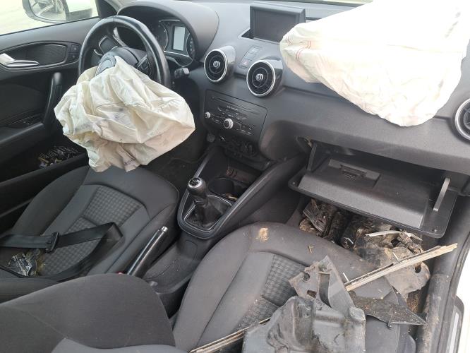 Image Retroviseur droit - AUDI A1 1