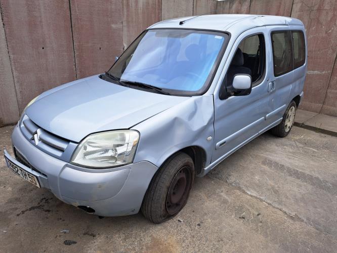Image Porte avant droit - CITROEN BERLINGO 1