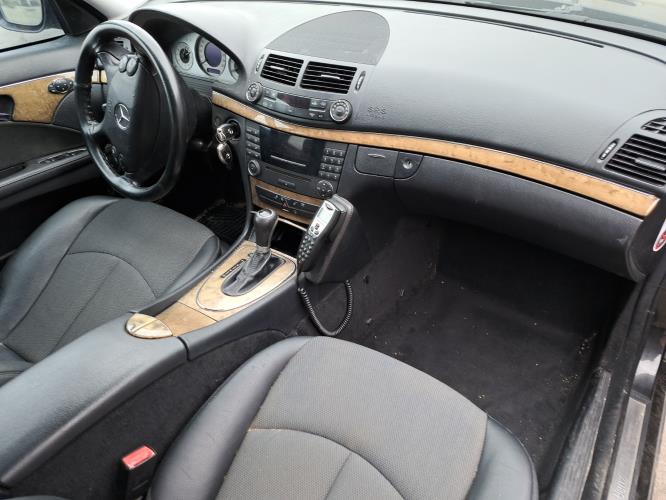 Image Calandre - MERCEDES CLASSE E 211