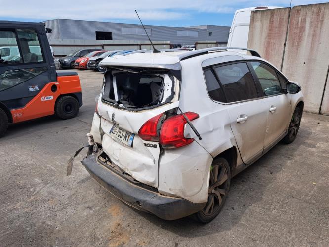 Image Ecran GPS - PEUGEOT 2008 1