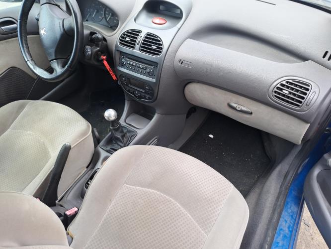 Image Malle/Hayon arriere - PEUGEOT 206