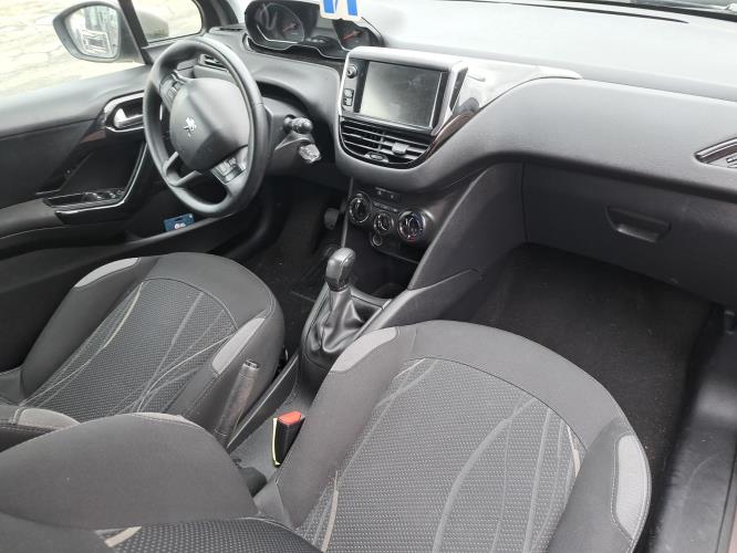 Image Plage arriere - PEUGEOT 208 1