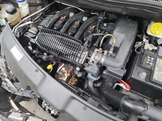 Image Plage arriere - PEUGEOT 208 1