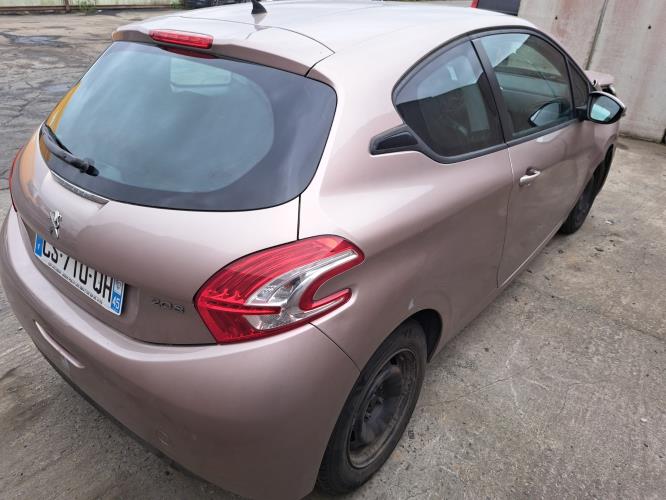 Image Plage arriere - PEUGEOT 208 1