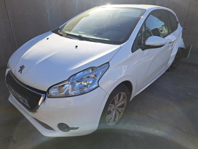 Image Ecran GPS - PEUGEOT 208 1