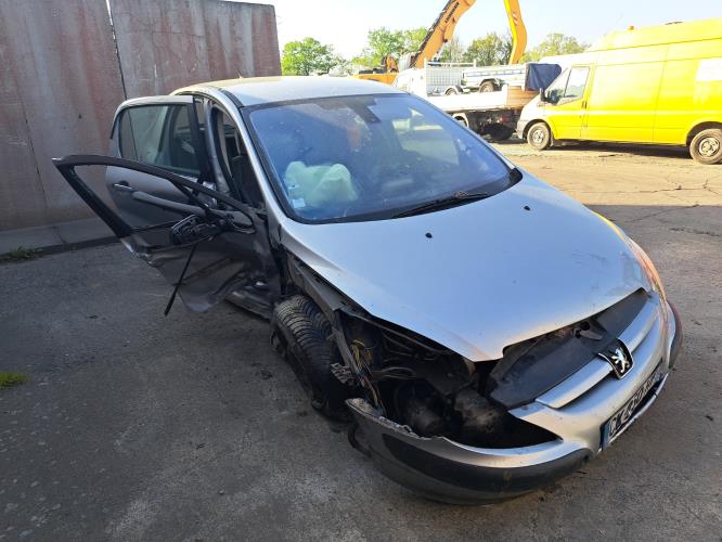 Image Feu arriere principal gauche (feux) - PEUGEOT 307
