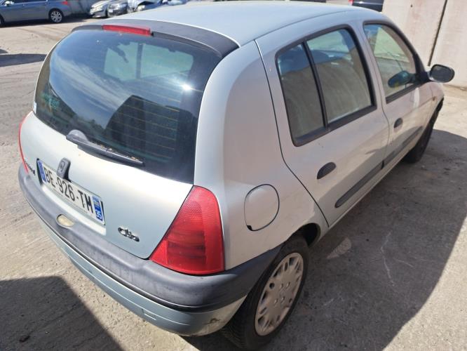 Image Calandre - RENAULT CLIO 2