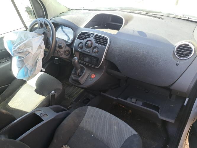 Image Feu arriere principal droit (feux) - RENAULT KANGOO 2