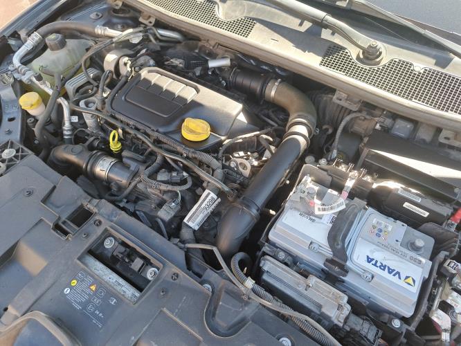 Image Capot - RENAULT MEGANE 3