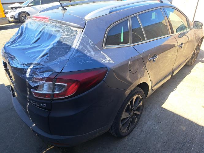 Image Capot - RENAULT MEGANE 3