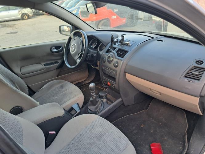 Image Feu arriere principal droit (feux) - RENAULT MEGANE 2