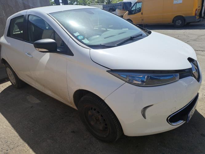 Image Feu diurne avant droit - RENAULT ZOE 2